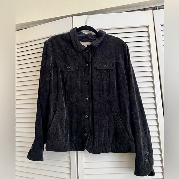 Croft & Barrow Soft Textured Rayon Blend Blazer - Black​​​​​​​​​​​​​​​​​ - Picture 1 of 9